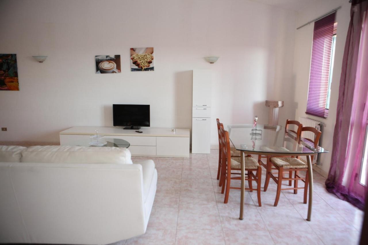 Giardino Sul Mare Apartment Vibo Valentia Ngoại thất bức ảnh